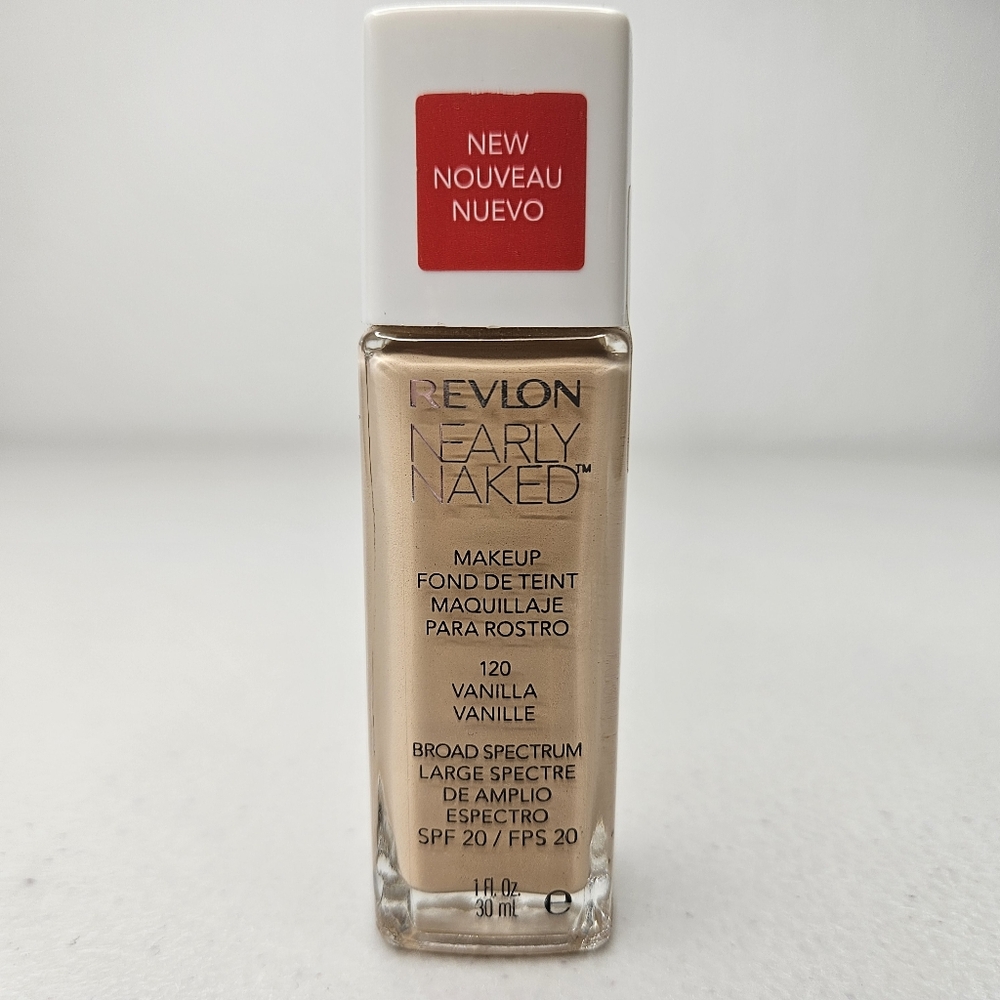 Revlon Foundation Nearly Naked Makeup Vanilla 120 Broad Spectrum SPF 20
